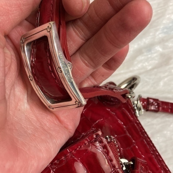 Brighton red shiny embossed leather messenger bag - Picture 11 of 14